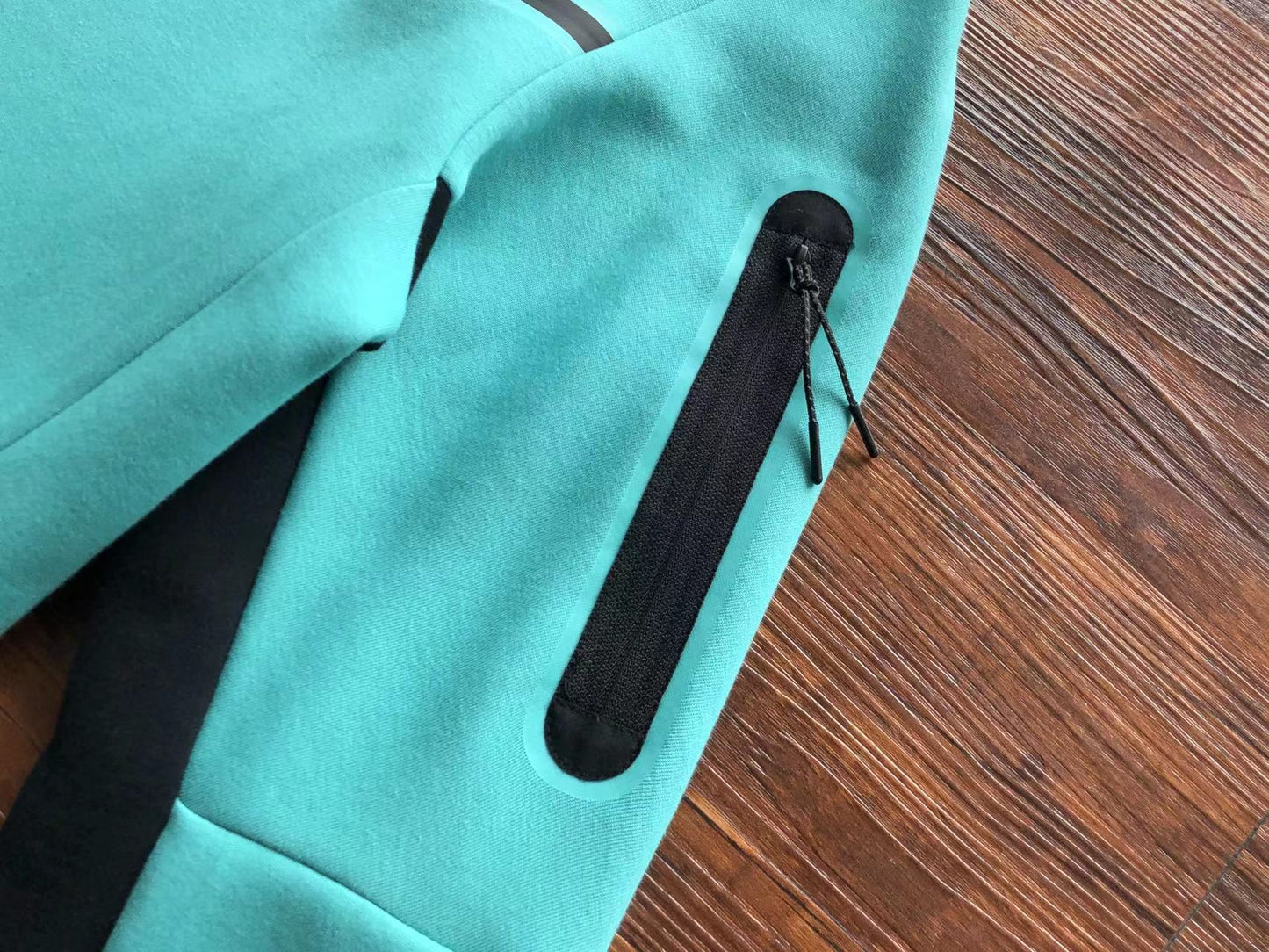 WINDRUNNER HOODIE "WASHED TEAL"