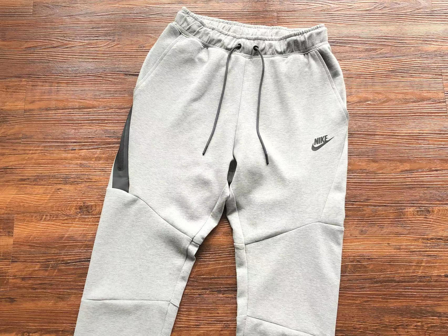 Old Season Tech - Grey