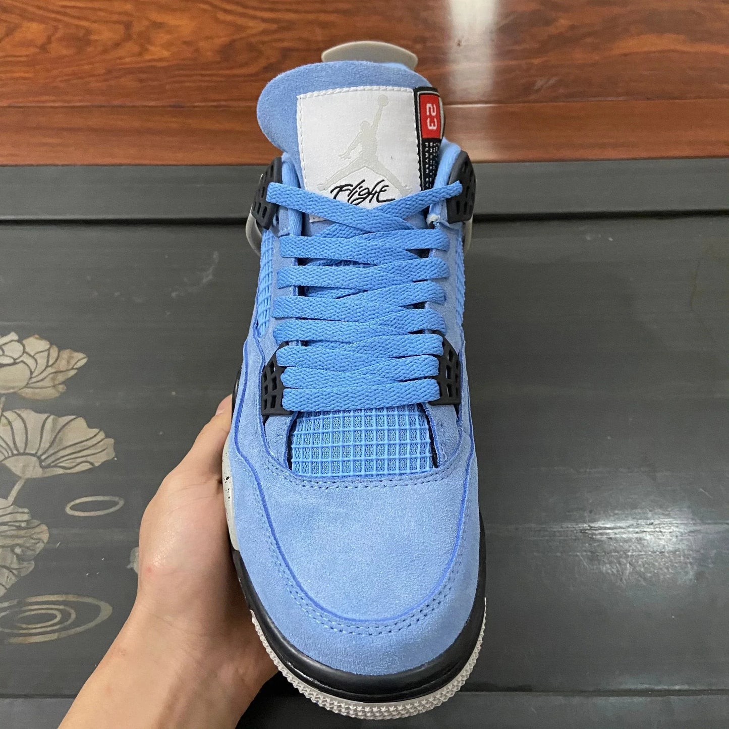 Retro 4 University Blue